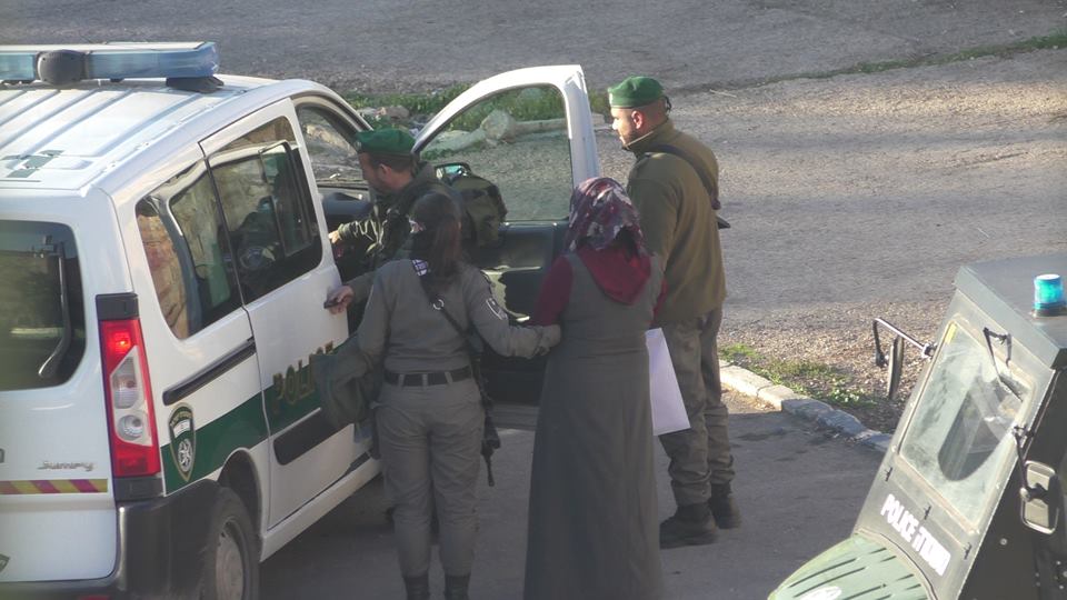 اعتقال فتاة بالخليل بزعم محاولة تنفيذ عملية طعن