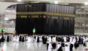 أمطار غزيرة تهطل على الحرم المكي