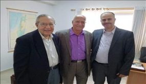 فتوح يؤكد أهمية تفعيل دور الجاليات الفلسطينية في كل الساحات الدولية