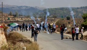 اصابة طفلين برصاص الاحتلال عند مدخل مخيم الجلزون