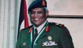 الرئيس ينعى قائد جهاز الأمن الوطني في غزة الأسبق اللواء صائب العاجز