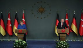 أردوغان مؤكدا دعم “الوفاق” الليبية: أبو ظبي ومصر تدعمان حفتر بالسلاح