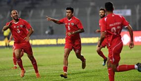 منتخبنا الوطني لكرة القدم يبلغ نهائي بطولة الكأس الذهبية في بنغلادش