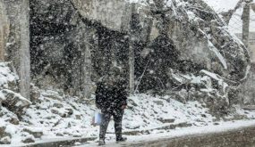 ظاهرة نادرة.. تساقط ثلوج في بغداد