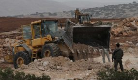 الاحتلال يشرع بعمليات تجريف في أراضي حوارة لشق طريق استيطاني
