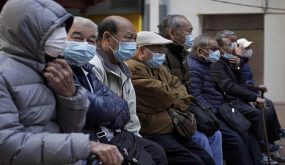 كبار السن الأكثر عرضة للإصابة بكورونا.. إليك 5 طرق تعزز مناعتهم