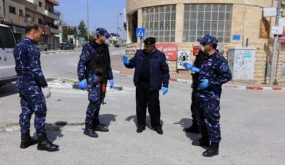 الشرطة تغلق محلات تجارية وتعتقل عدة أشخاص في جنين