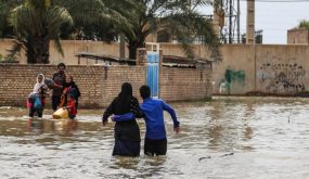 مقتل 21 شخصا جراء فيضانات في إيران