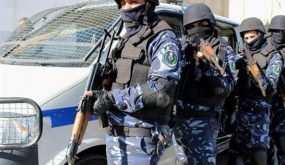 الشرطة تقبض على 5 اشخاص لمخالفتهم قانون الطوارئ شمال القدس المحتلة