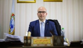 سلطات الاحتلال تفرج عن وزير شؤون القدس