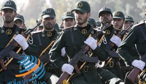 فورين أفيرز: الحرس الثوري الإيراني يستغل أزمة كورونا للإطاحة بالمعتدلين