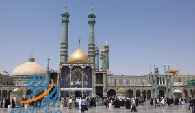 إيران تعيد فتح المزارات الدينية رغم ارتفاع إصابات كورونا