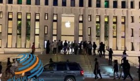 بعد عمليات النهب .. آبل تغلق مؤقتاً متاجرها الأميركية