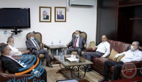 “الأوقاف” وهيئة مقاومة الجدار تبحثان سبل حماية الأراضي الوقفية في الأغوار