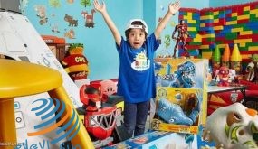 الطفل النجم رايان يواصل الصعود ويكسب 26 مليون من يوتيوب