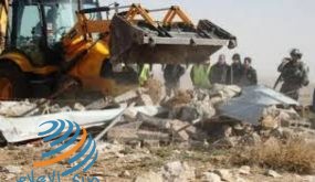 الاحتلال يخطر بهدم غرفتين سكنيتين جنوب الخليل