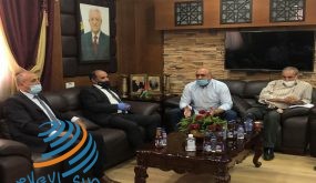 الرجوب يتسلم خطة تنمية العنقود الزراعي في جنين