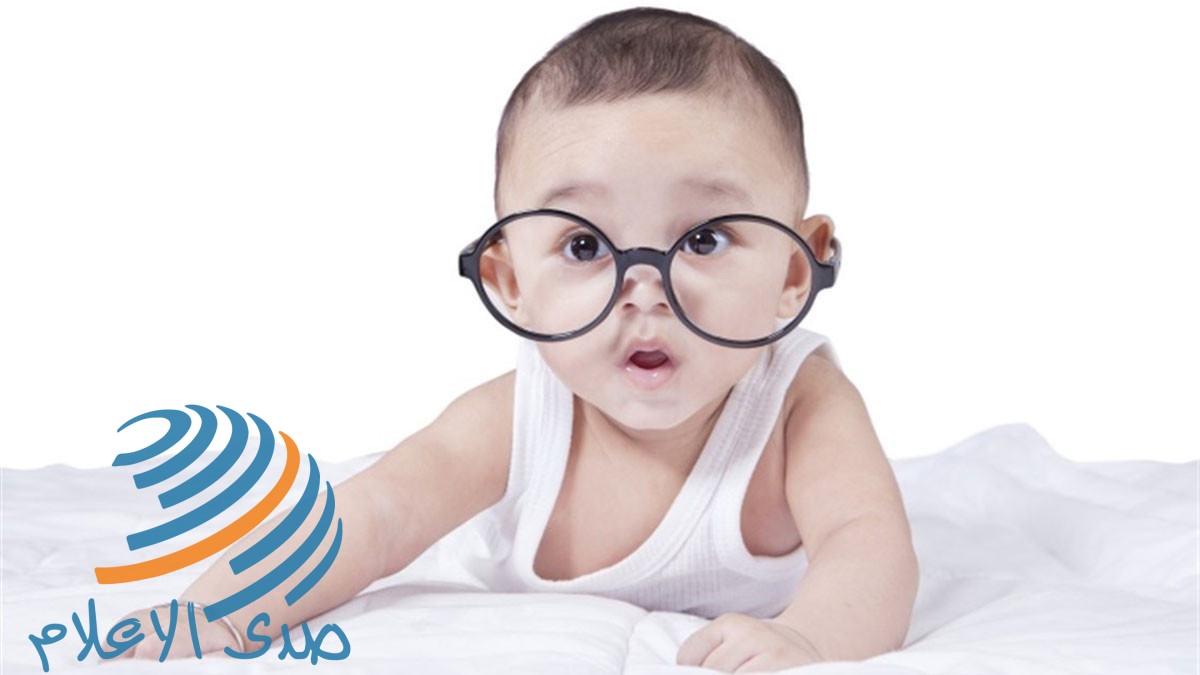 5 أطعمة تحافظ على صحة عيون الأطفال