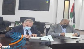 “اللجنة الوطنية” و”الاتصالات” توقعان اتفاقية لدعم مشروع “مليون طفل مبرمج”