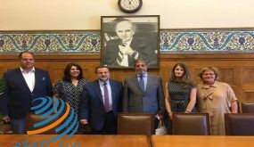 السفير طوباسي يبحث مع مسؤولين يونانيين آخر المستجدات السياسية في فلسطين