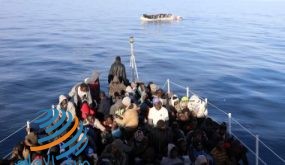 خفر السواحل التونسي يوقف 17 مهاجرا غير شرعي