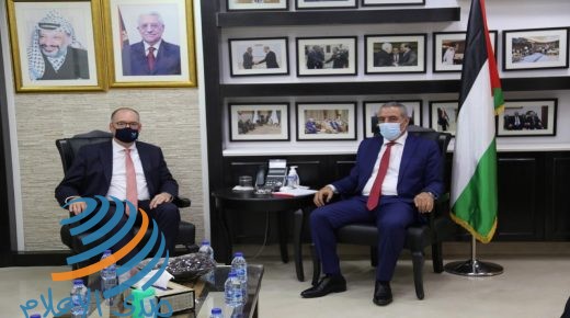 الشيخ يبحث مع وزير الدولة الألماني للشؤون الخارجية آخر المستجدات