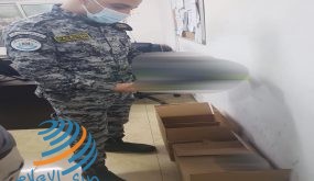 الضابطة الجمركية تضبط مكملات غذائية لا تحمل بطاقة بيان باللغة العربية في نابلس