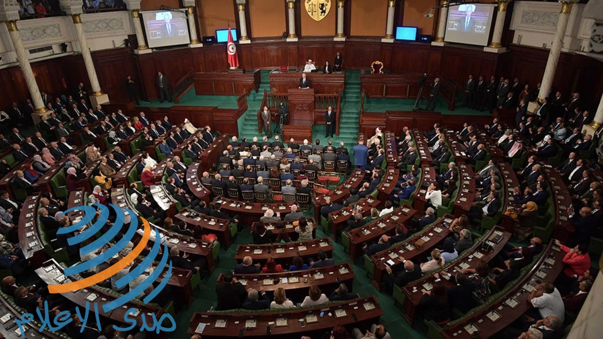 تونس.. البرلمان والبنك المركزي يحثان الحكومة على تقليص الإنفاق