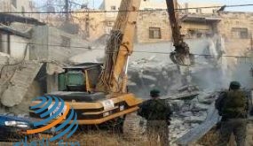 الاحتلال يهدم منزلا في واد الأعور جنوب الخليل