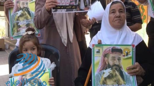 زوجة الأسير ماهر الأخرس تطالب بالتدخل الجاد لإنقاذ حياته قبل فوات الأوان