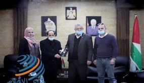 محافظ طولكرم يتسلم تقرير إنجازات لجنة زكاة طولكرم المركزية لعام ٢٠٢٠