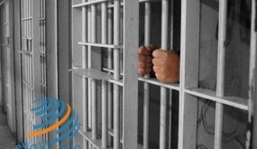 إدارة معتقل “إيشل” تحرم الأسرى من الزيارة و”الكانتينا” لمدة شهر وتعزل عددا منهم