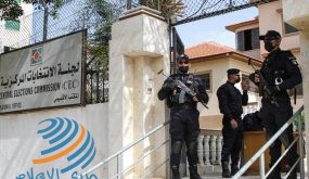 لجنة الانتخابات تعلن تسلم طلبات ترشح 25 قائمة انتخابية