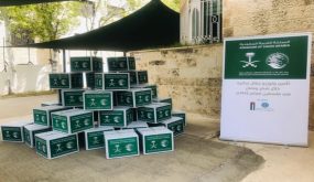 “الملك سلمان للاغاثة” و”الخيرية الهاشمية” يطلقان مشروع السلال الغذائية في فلسطين