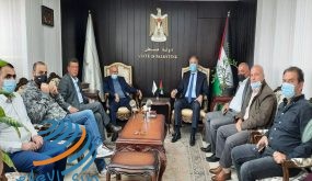 الوزير عساف يلتقي رئيس هيئة شؤون الأسرى ورئيس نادي الأسير