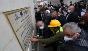 الحكومة تنفذ 93 مشروعا في قطاع المياه والصرف الصحي بتكلفة 672 مليون دولار خلال عامين