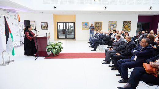 “دار الكلمة” تحتفل بمناسبة تحويلها إلى جامعة
