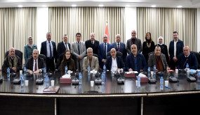 بحضور رئيس الوزراء.. مجلس أمناء جامعة نابلس يعقد اجتماعه الأول