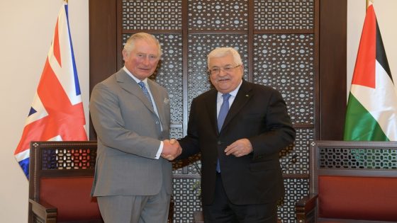 الرئيس يهنئ الملك تشارلز الثالث لمناسبة اعتلائه عرش بريطانيا