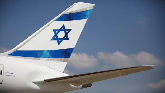 لأول مرة.. طائرة إسرائيلية تضطر للهبوط بالسعودية