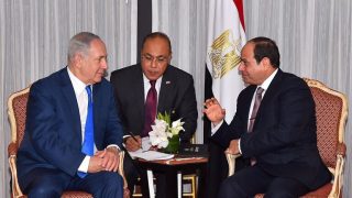 “هآريتس”: السيسي تمكن من تحقيق مكاسب على حساب نتنياهو
