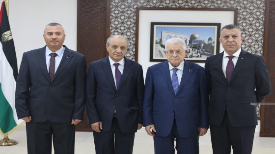 اللواءان معين السكران وناصر عدوي يؤديان اليمين القانونية أمام الرئيس نائبين لرئيس جهاز المخابرات