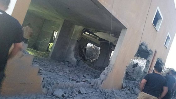 ليلة دامية في الضفة.. تفجير منازل واعتقالات وإصابات