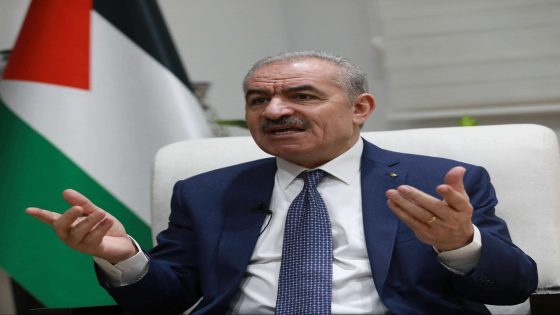 اشتية يحث اليابان على الاعتراف بدولة فلسطين