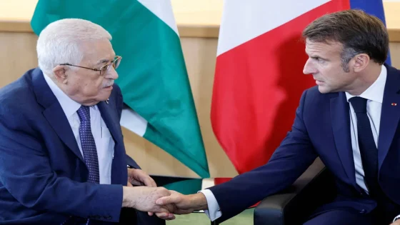 الرئيس يجتمع مع نظيره الفرنسي في شرم الشيخ