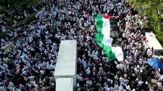 مسيرة تضامنية في رومانيا مع شعبنا وللمطالبة بوقف العدوان