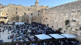 الاحتلال يغلق شوارع القدس بذريعة الأعياد اليهودية