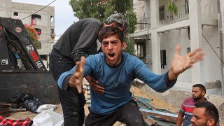 رغم دعوات وقف النار.. حرب غزة تواصل دمويتها لليوم 730