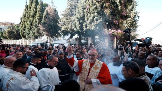 احتفالات عيد الميلاد تعود إلى بيت لحم بعد عامين من الحرب على غزة