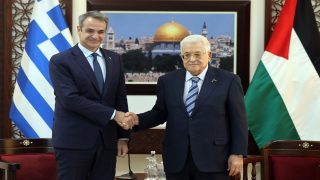 الرئيس يستقبل رئيس وزراء اليونان